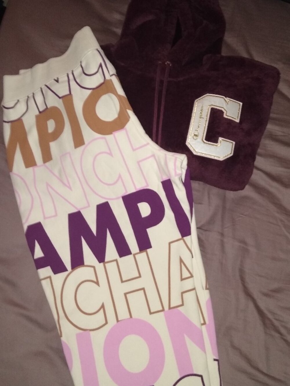 Woman sweatpants set - Picture 6 of 6
